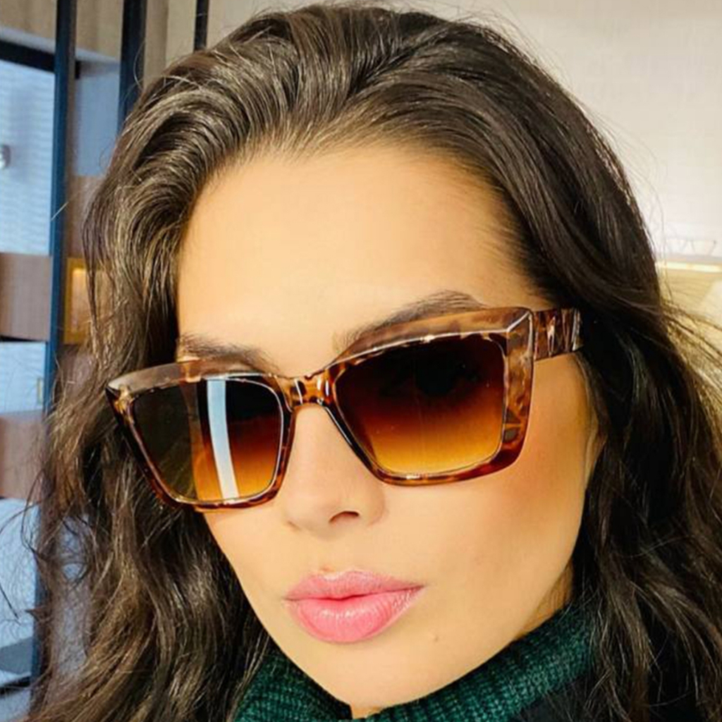 Óculos de Sol Feminino Moderno Blogueira Novidade Várias Cores